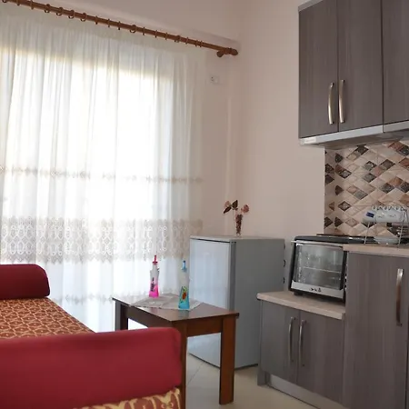 Hotel Erioni 3*
